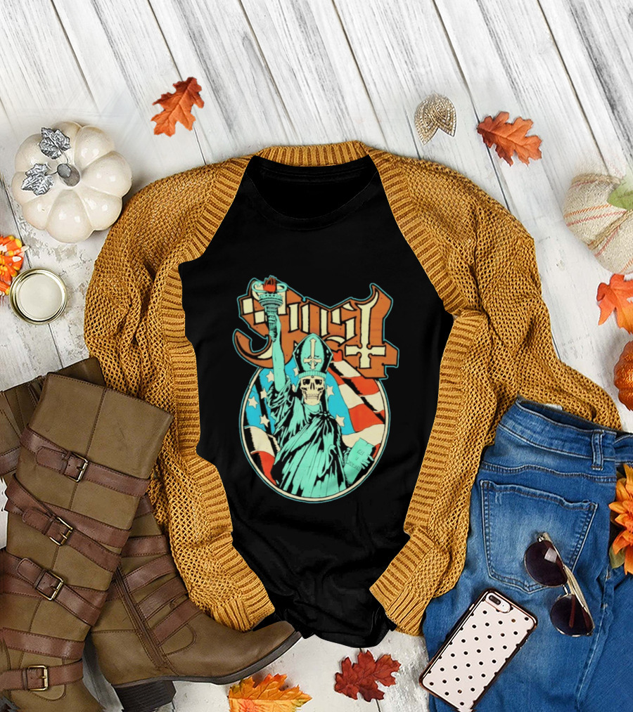 Ghost Statue of Liberty Skeleton Torch Metal Band T-Shirt