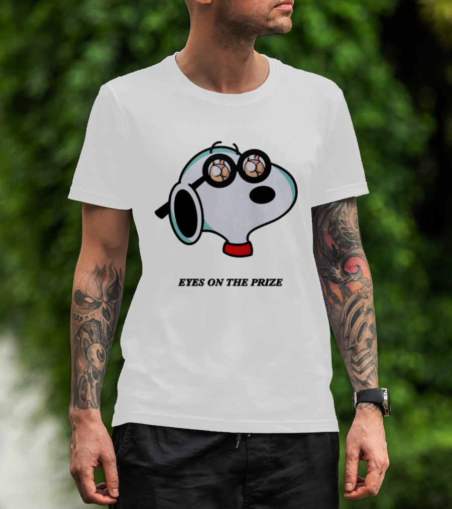 Snoopy Eyes On The Prize Vintage Peanuts Comic T-Shirt