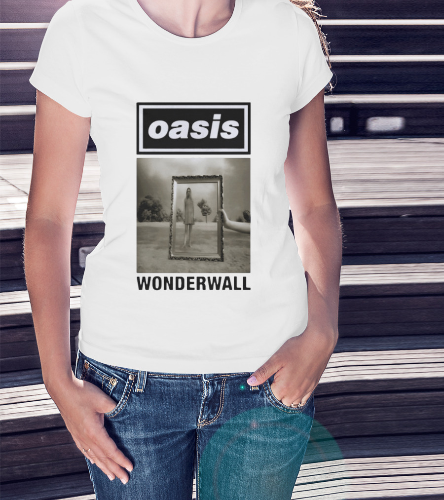 Oasis Wonderwall Surreal Mirror Reflection Image T-Shirt
