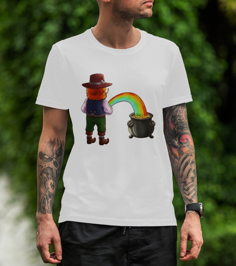 St Patricks Day Leprechaun Pissing Rainbow Into Pot Of Gold Meme T-Shirt