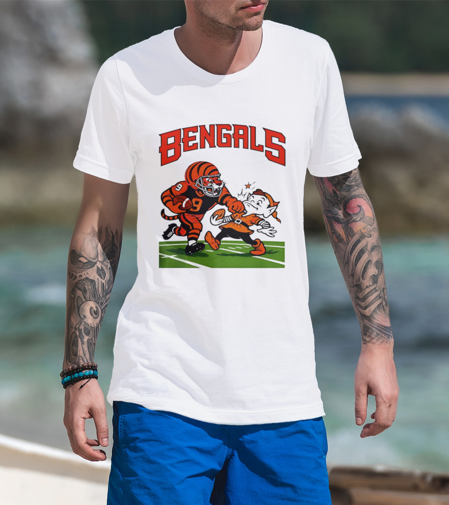 Bengals Tiger Player Tackling Browns Elf Cleveland Rivalry T-Shirt