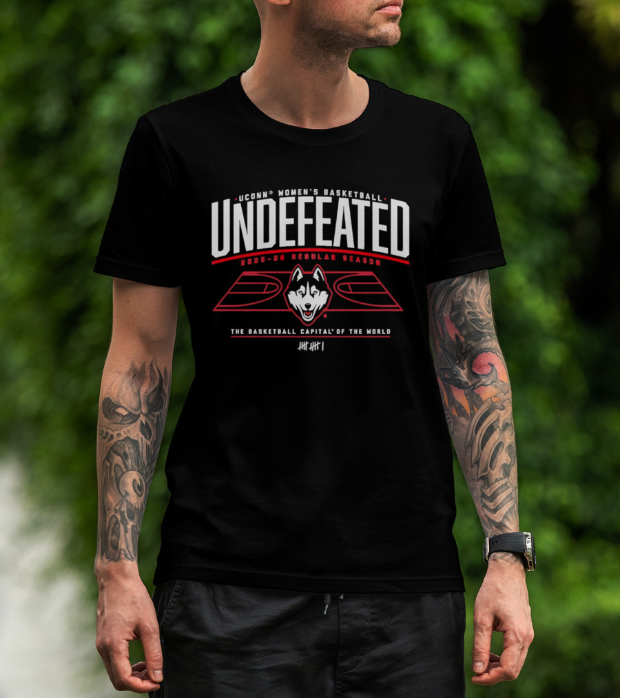 UConn Women's Basketball Undefeated 2025 26 Regular Season Basketball Capital Of The World T-Shirt
