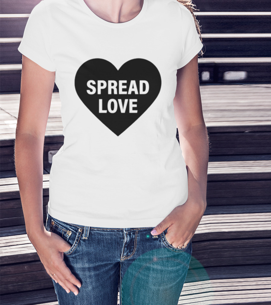 Pizza Movie Jack Martin Spread Love Heart T-Shirt