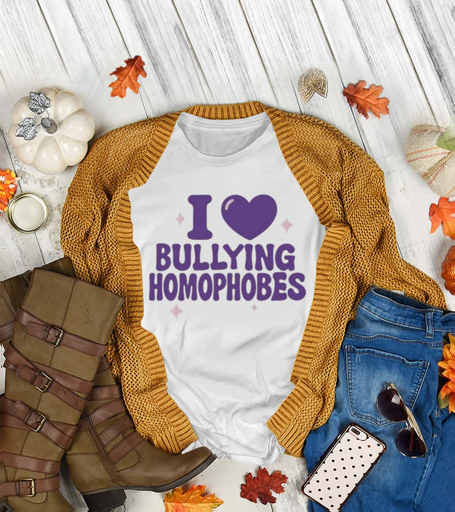 I Love Bullying Homophobes Heart Design with Sparkles T-Shirt