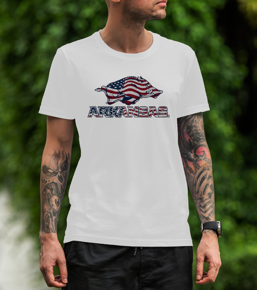 Arkansas Razorbacks American Flag Hog Patriotic T-Shirt