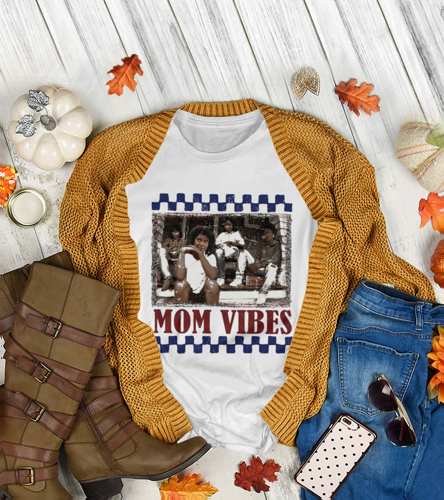 Mom Vibes Retro Mother's Day Family T-Shirt
