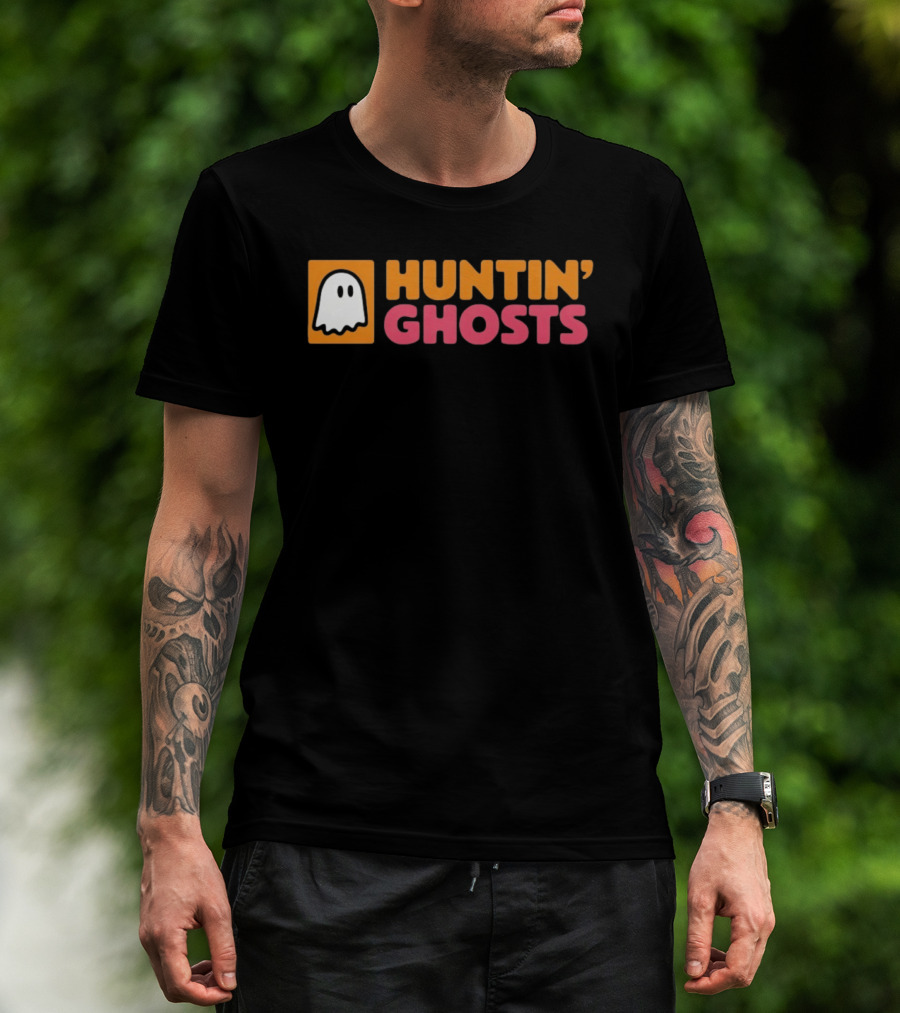 Huntin' Ghosts Halloween White Ghost Icon On Orange T-Shirt