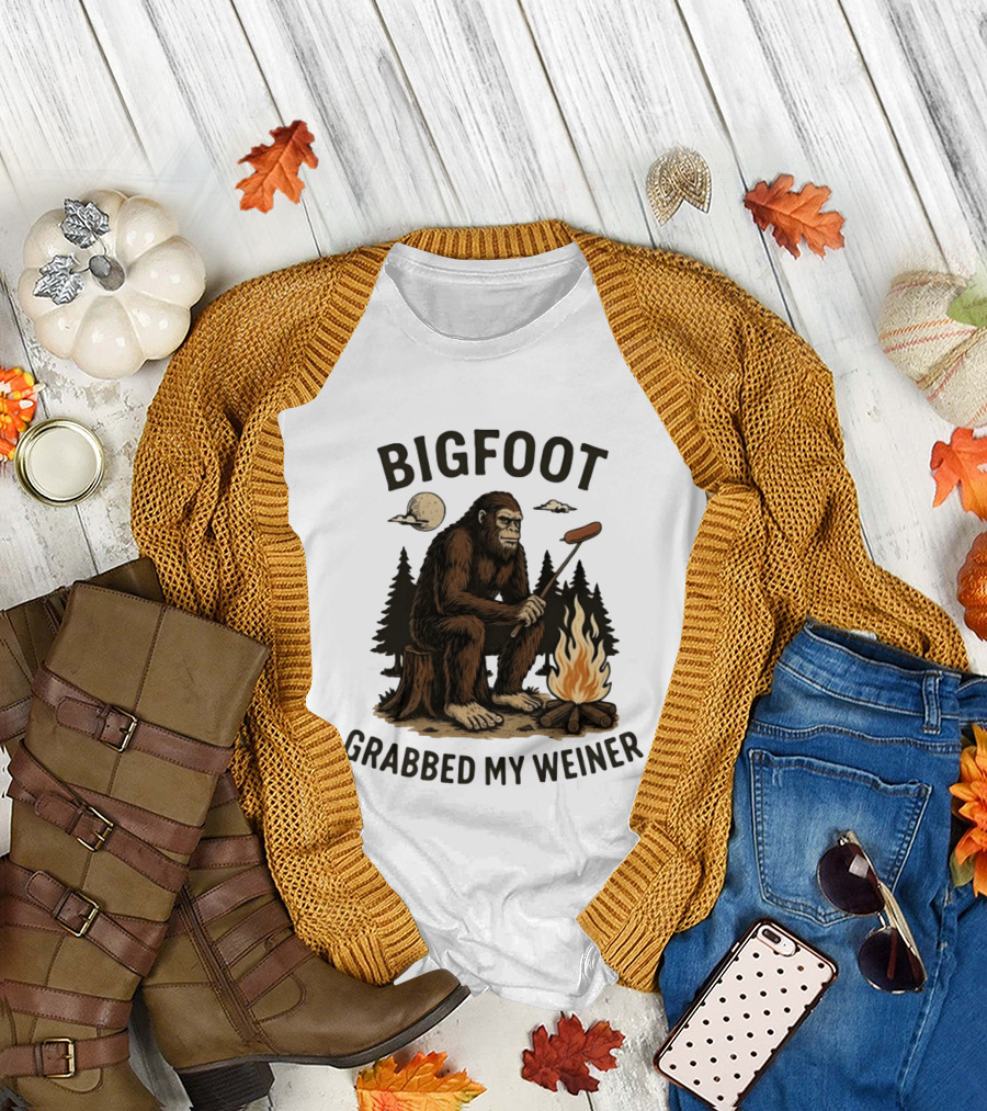 Bigfoot Grabbing My Weiner Campfire Sausage Grilling Moonlit Forest T-Shirt