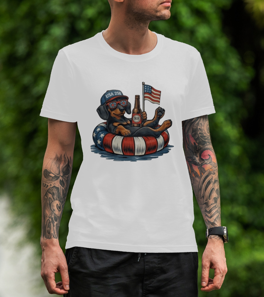 USA 250 Dachshund Floating With American Flag And Beer T-Shirt
