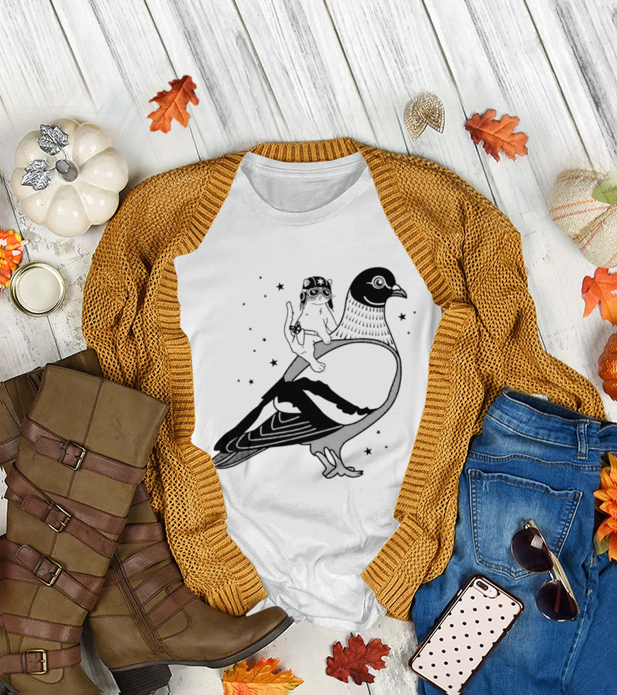 Gary Riding Pigeon with Stars and Cute Animal Rider T-Shirt