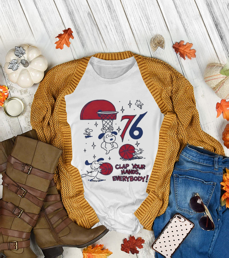 Snoopy Philadelphia 76ers Clap Your Hands Everybody Basketball Theme with Red and Blue T-Shirt