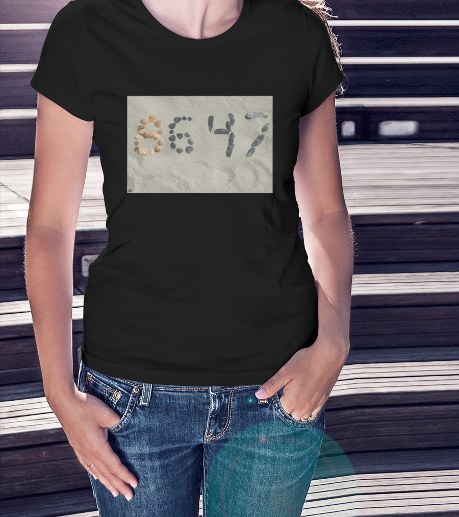 James Comey 8647 Beach Sand Seashell Pebble T-Shirt