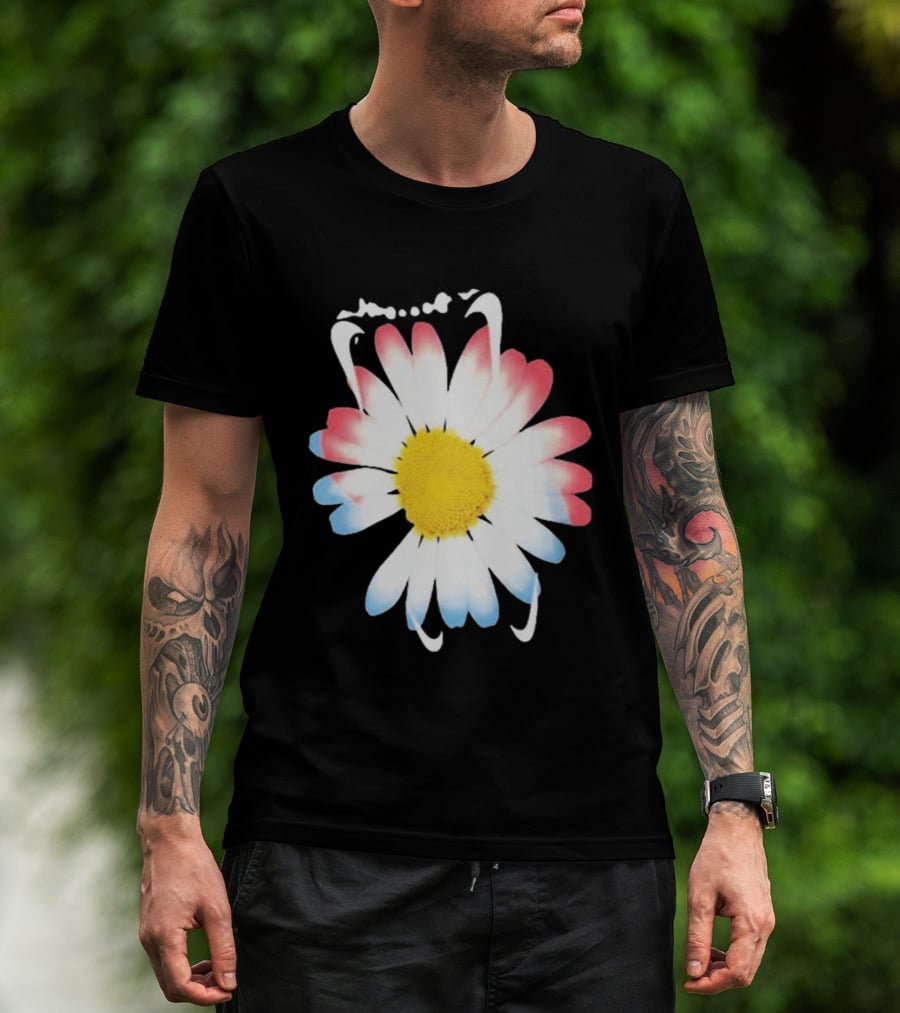 Original G Dragon Flower 2026 Multicolor Petals T-Shirt