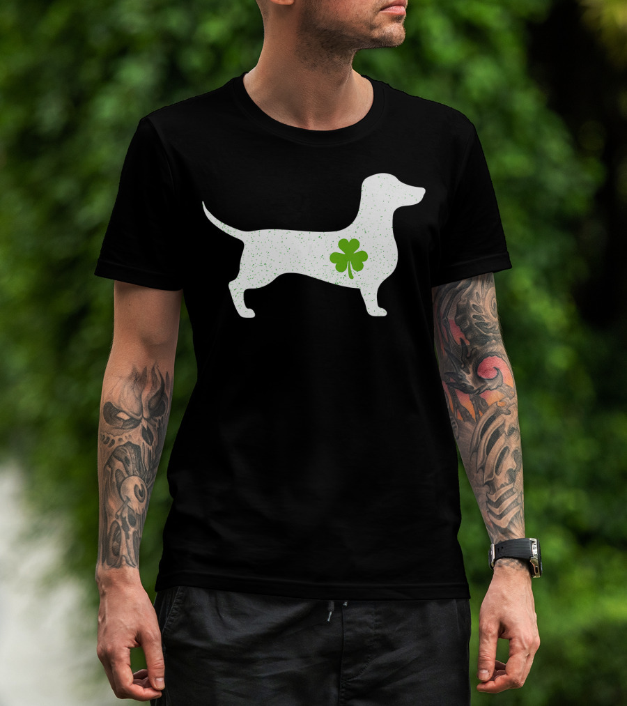 Dachshund St Patricks Day Lucky Mama Mom Dog Shamrock T-Shirt