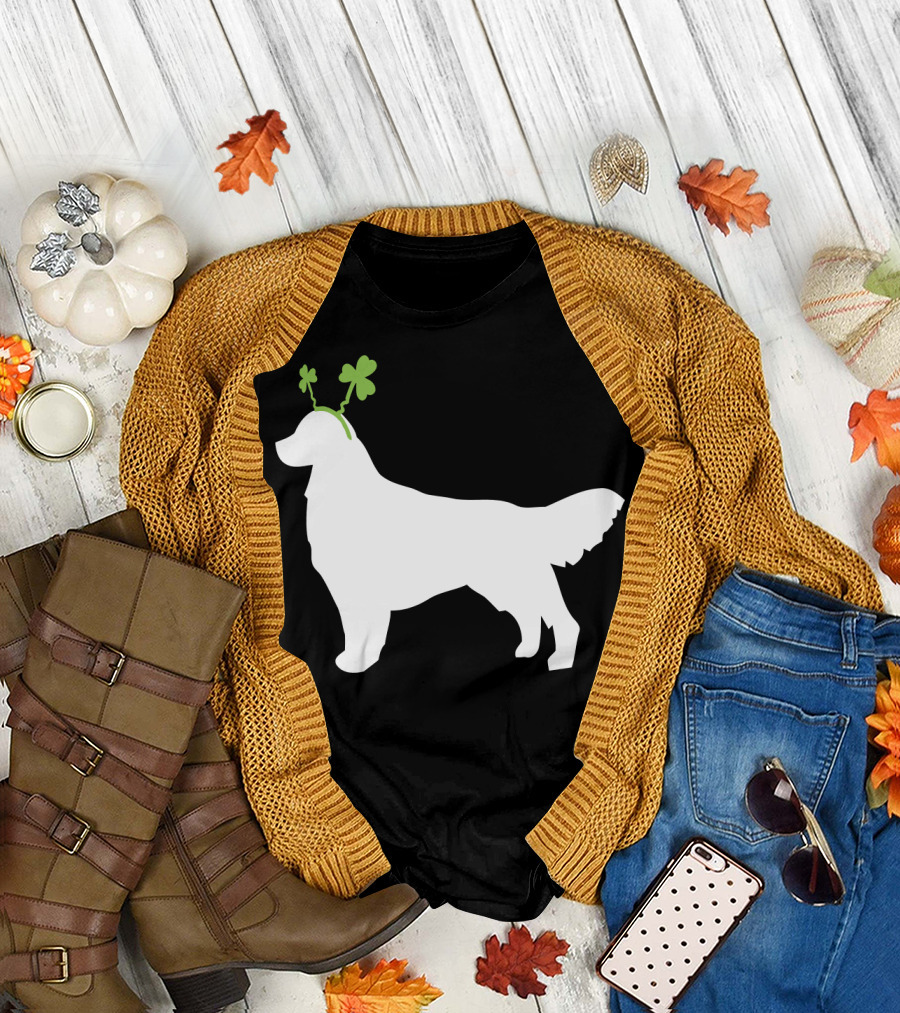 Golden Retriever Shamrock Antlers St Patricks Day Dog T-Shirt