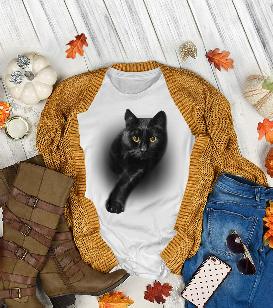 Black Cat Yellow Eyes Cats Iconic Feline Expression T-Shirt