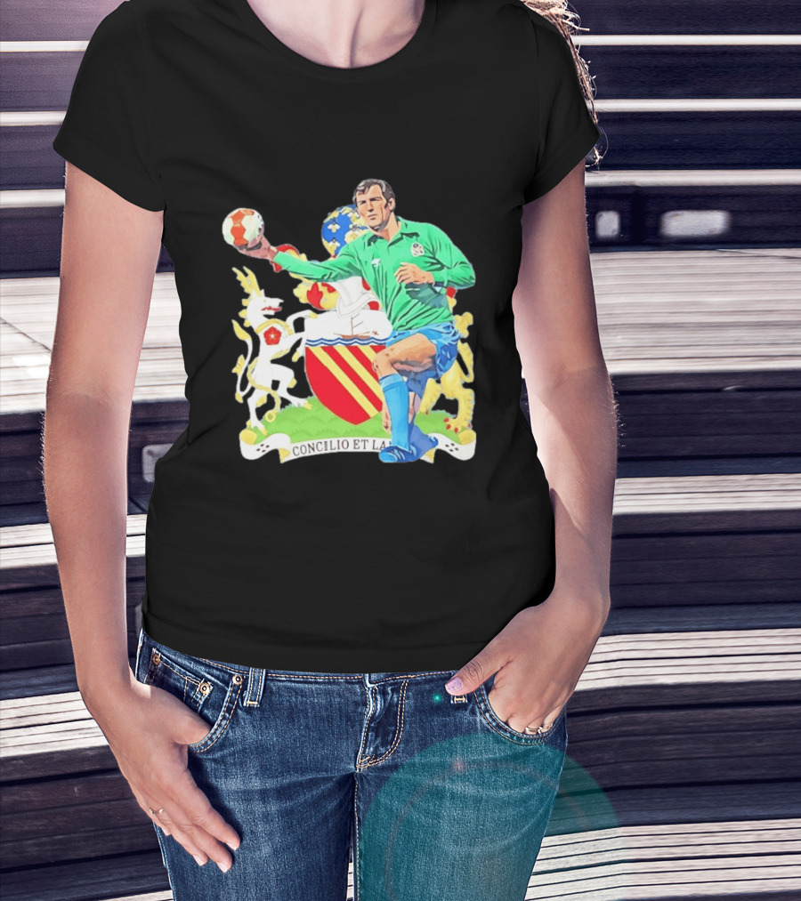 Joe Corrigan Manchester City Goalkeeper Concilio Et Labore Crest T-Shirt