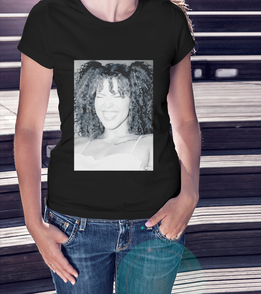 AEW Willow Nightingale Smile Black And White T-Shirt