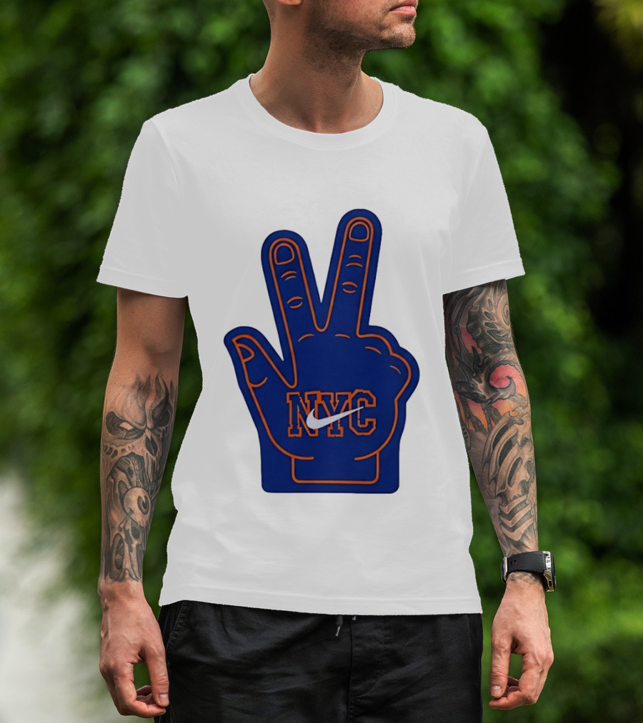 NYC Foam Finger Peace Sign New York Knicks Basketball T-Shirt