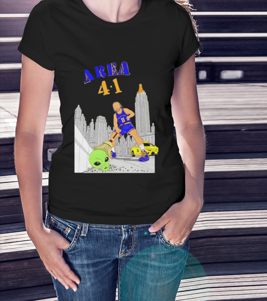 AREA 4 1 Jalen Brunson New York Knicks Vs Alien San Antonio Spurs T-Shirt