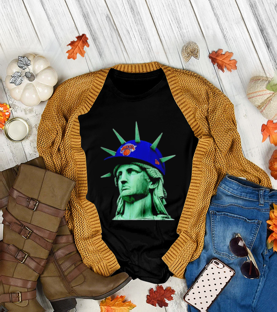 Statue of Liberty New York Knicks Hat T-Shirt