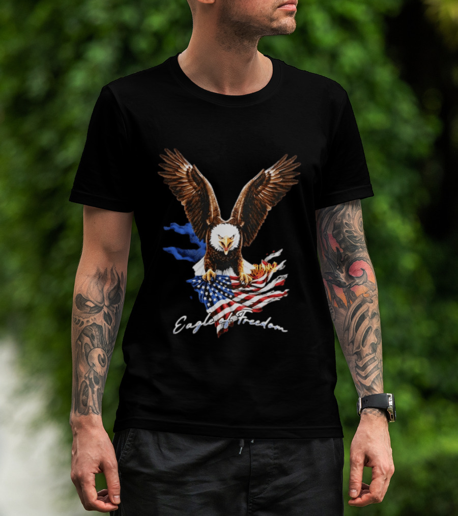 American Eagle Of Freedom Flag Wings Fiery Display T-Shirt