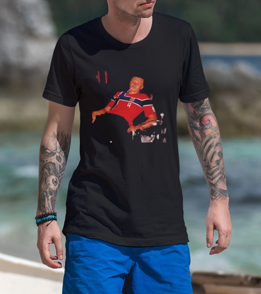 Erling Haaland Norway National Team Norwegian Nights Smoking Footballer T-Shirt