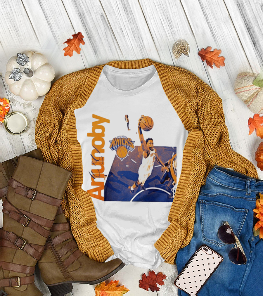New York Knicks OG Anunoby Player Hype Dunking Action Scene T-Shirt