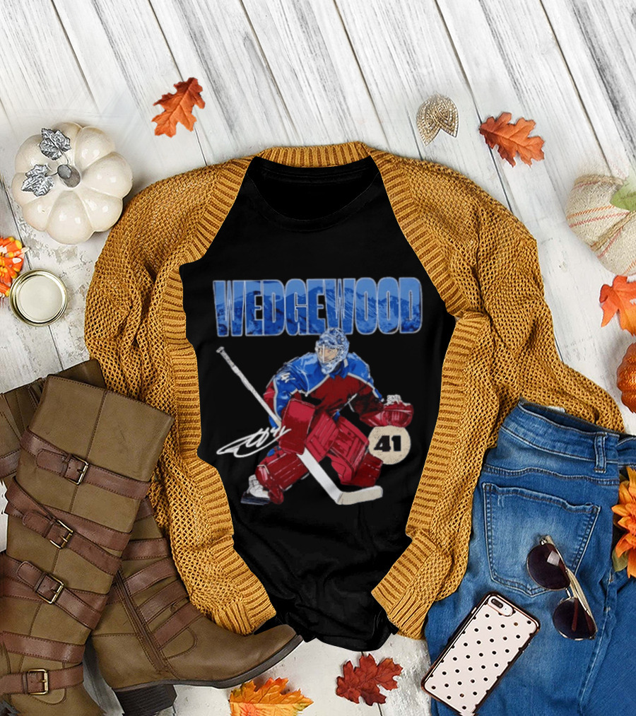 Scott Wedgewood 41 Hockey Goalie Action Colorado Mountains T-Shirt