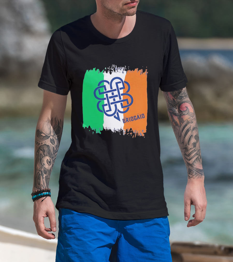 The Briogaid Irish Flag Celtic Knot Clover Ireland Shamrock T-Shirt