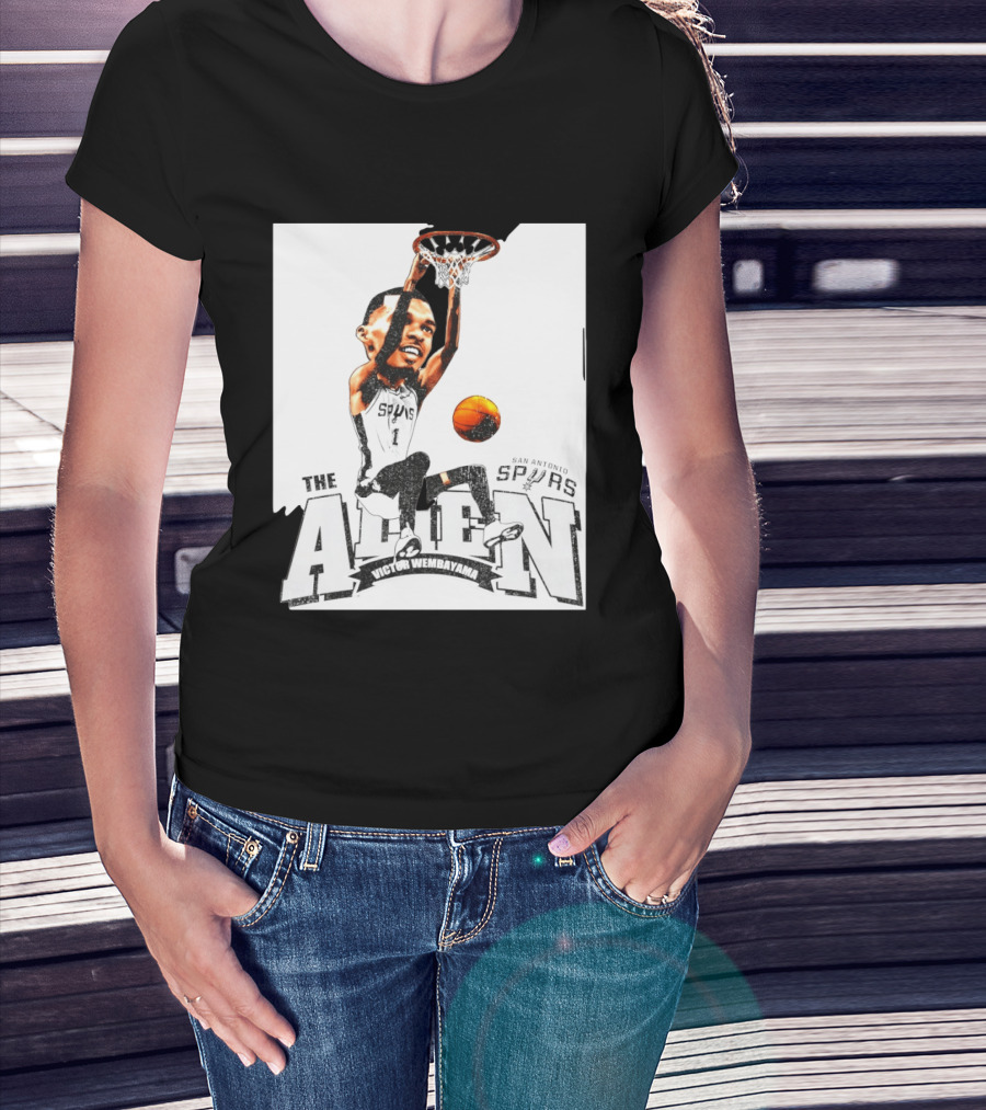 Victor Wembanyama The Alien San Antonio Spurs Basketball T-Shirt