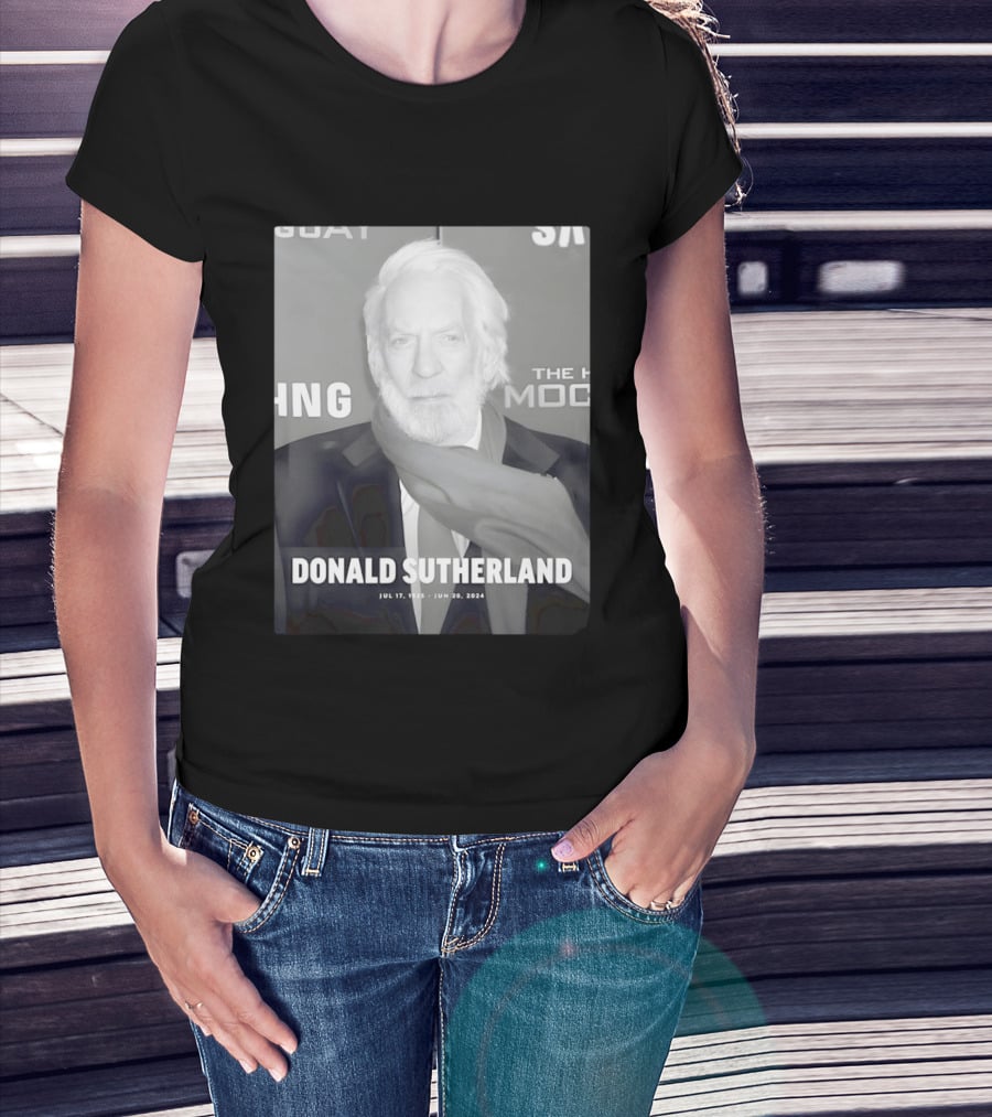 Donald Sutherland 1935 2024 Memorial T-Shirt