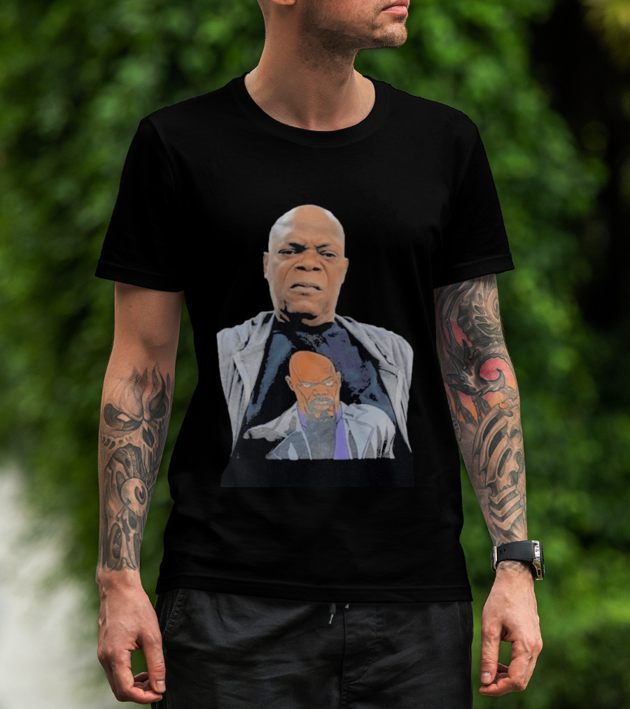 Samuel L. Jackson Wearing Himself On T-Shirt