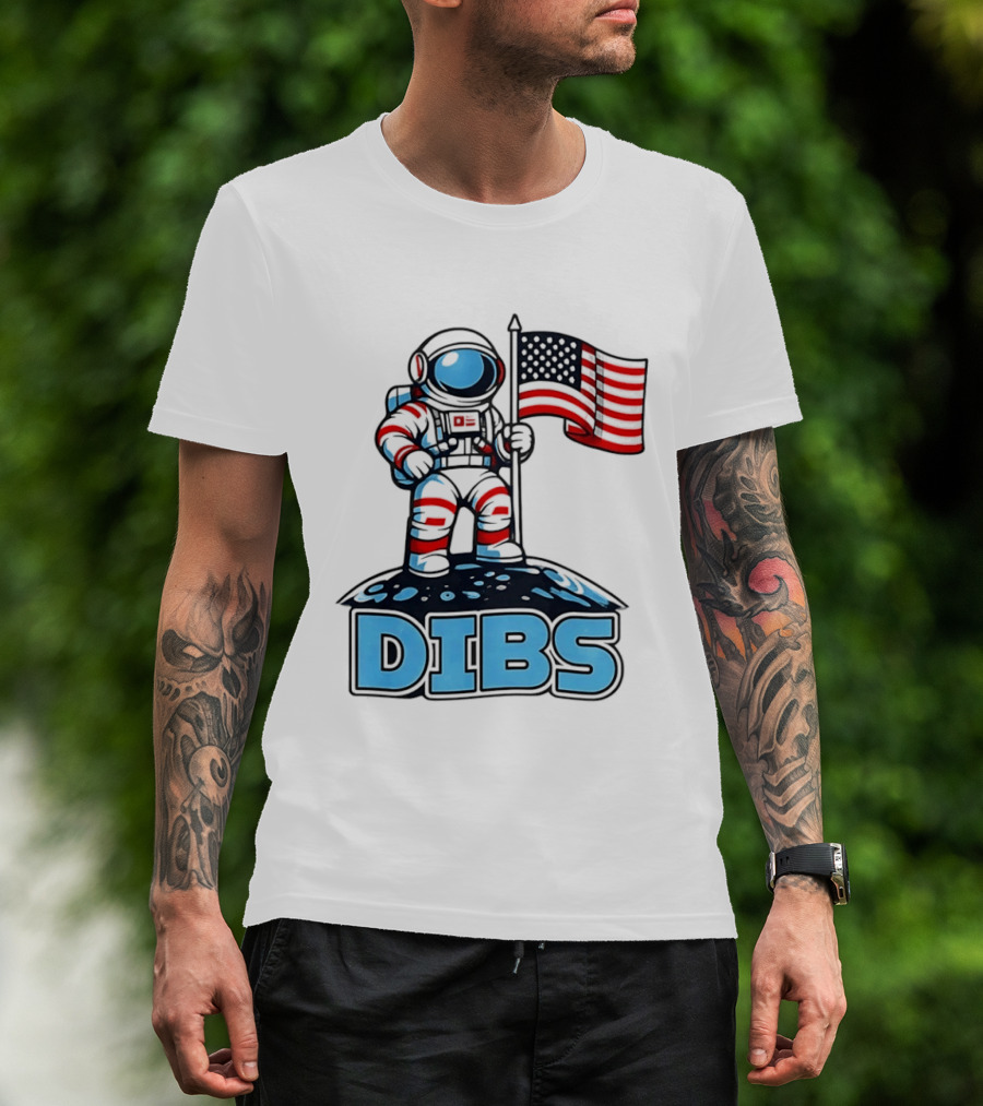 USA Dibs On The Moon Astronaut Space American Flag T-Shirt
