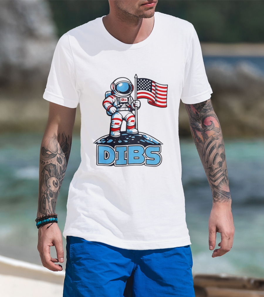 USA Dibs On The Moon Astronaut Space American Flag T-Shirt