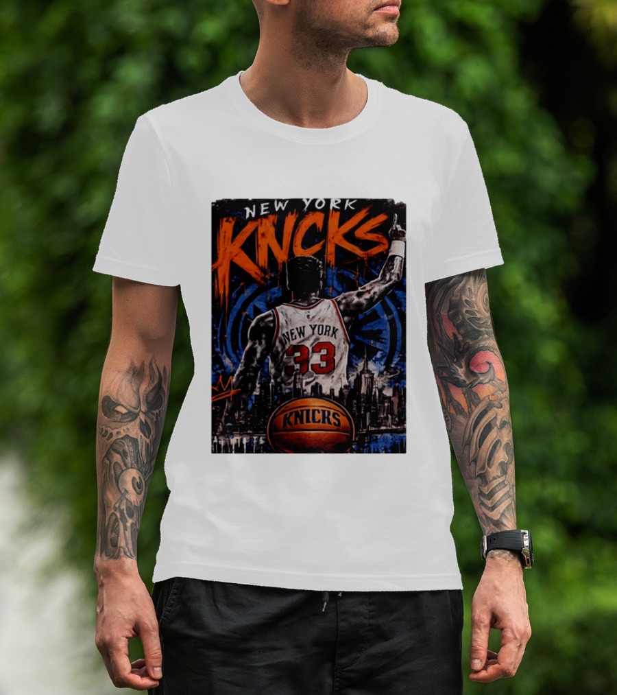 New York Knicks Ewing 33 City Skyline Basketball T-Shirt