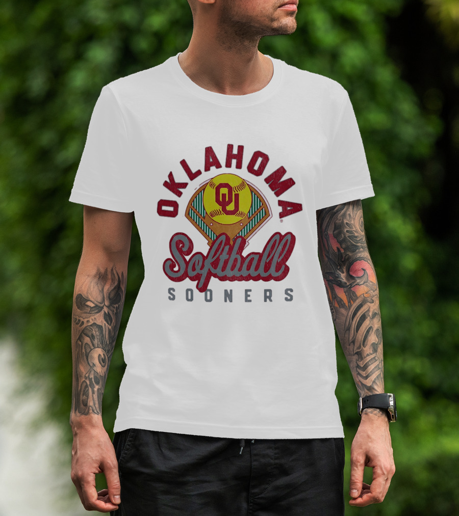 Oklahoma Sooners Softball Baseball Field Team T-Shirt