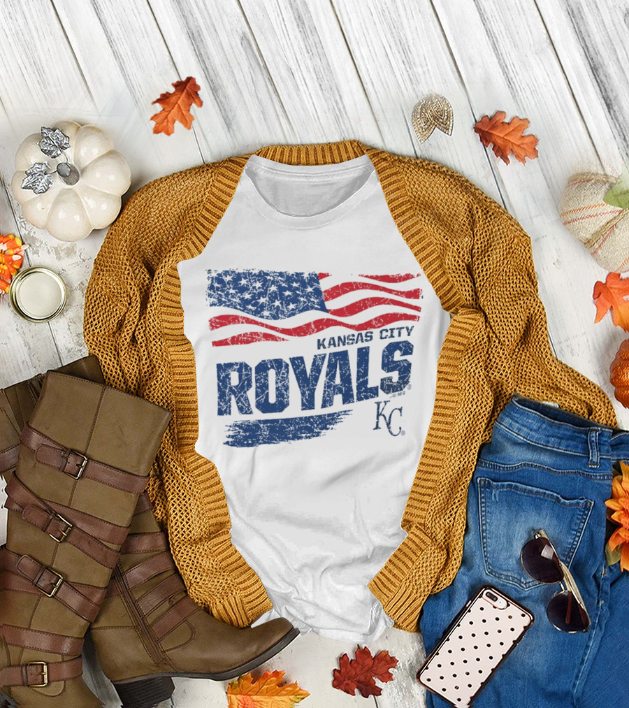 Kansas City Royals Waving American Flag 4th of July Celebration KC T-Shirt