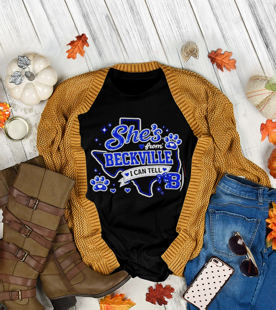 She's from Beckville I Can Tell Texas Pride Paw Prints Hearts T-Shirt
