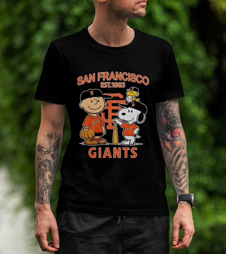 San Francisco Giants Peanuts Snoopy Charlie Brown Woodstock Est 1883 T-Shirt