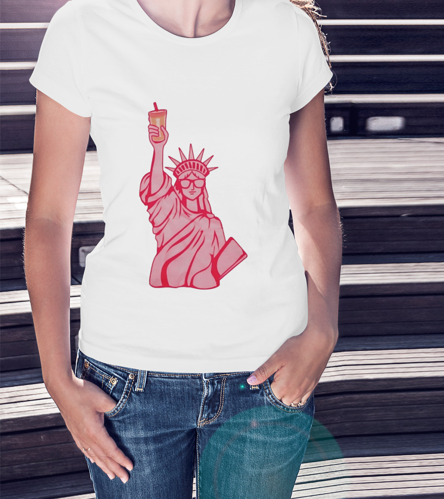 Statue Of Liberty Sunglasses Iced Drink T-Shirt