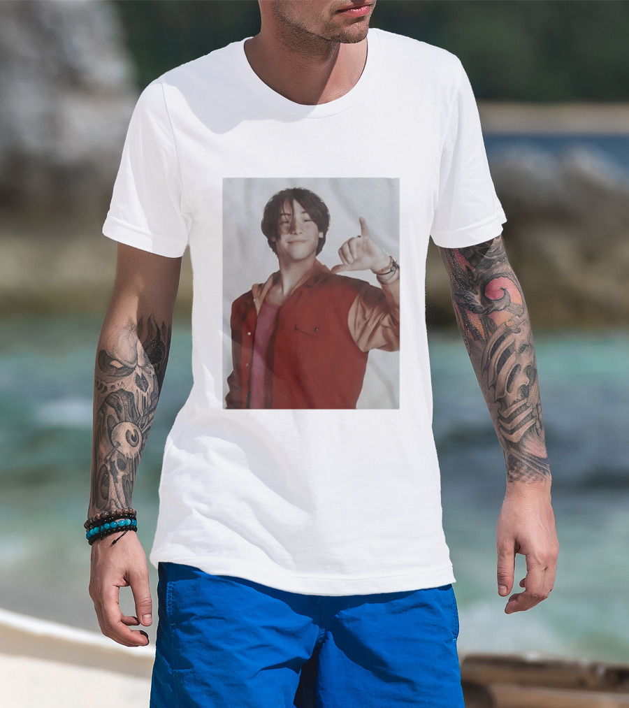 Keanu Reeves Hang Loose 90s Vintage Style Nostalgia Iconic Gesture T-Shirt