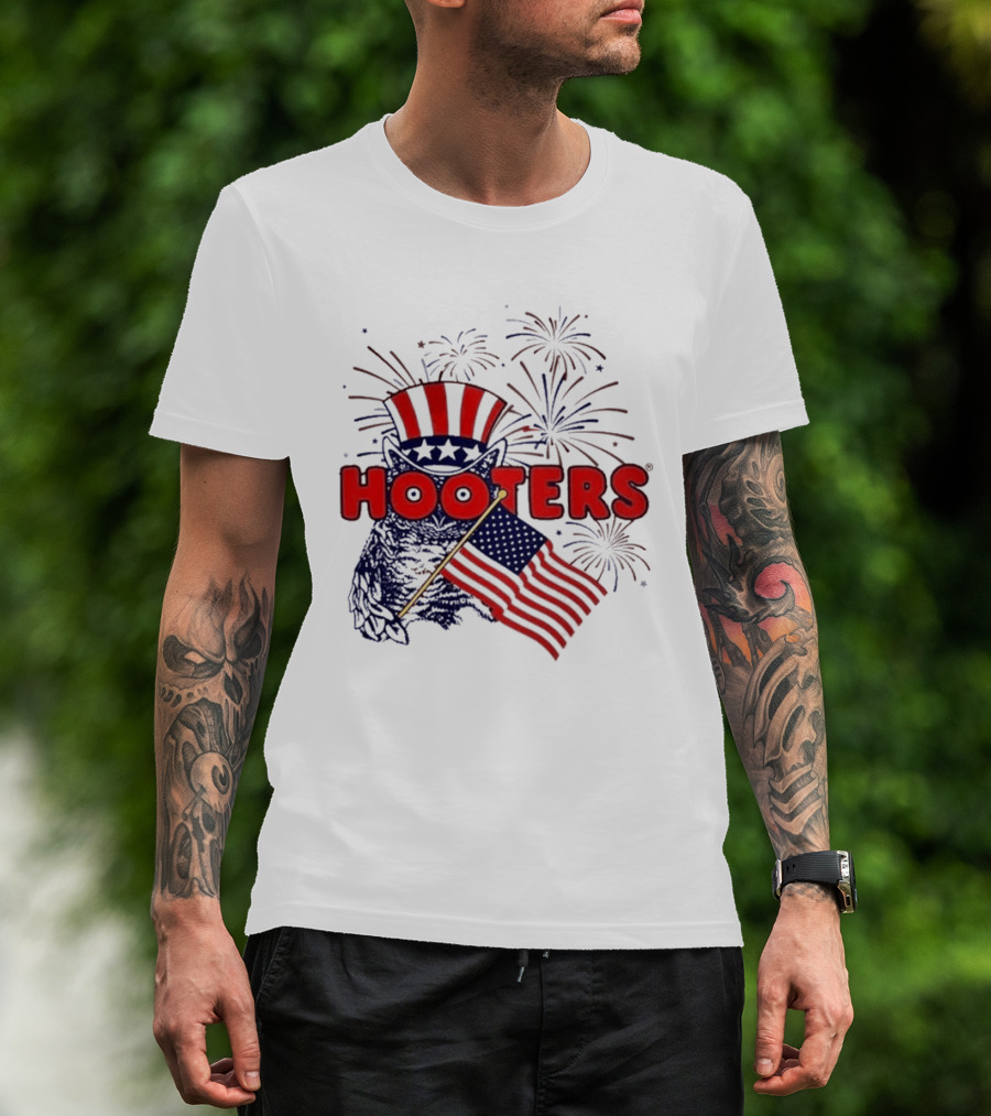 Hooters America Patriotic Owl Fireworks USA UPF 50+ T-Shirt