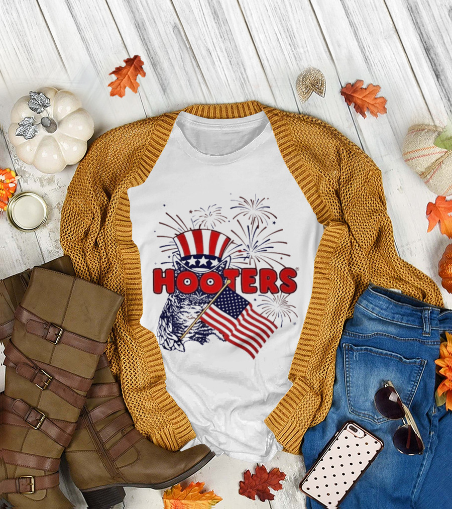 Hooters America Patriotic Owl Fireworks USA UPF 50+ T-Shirt