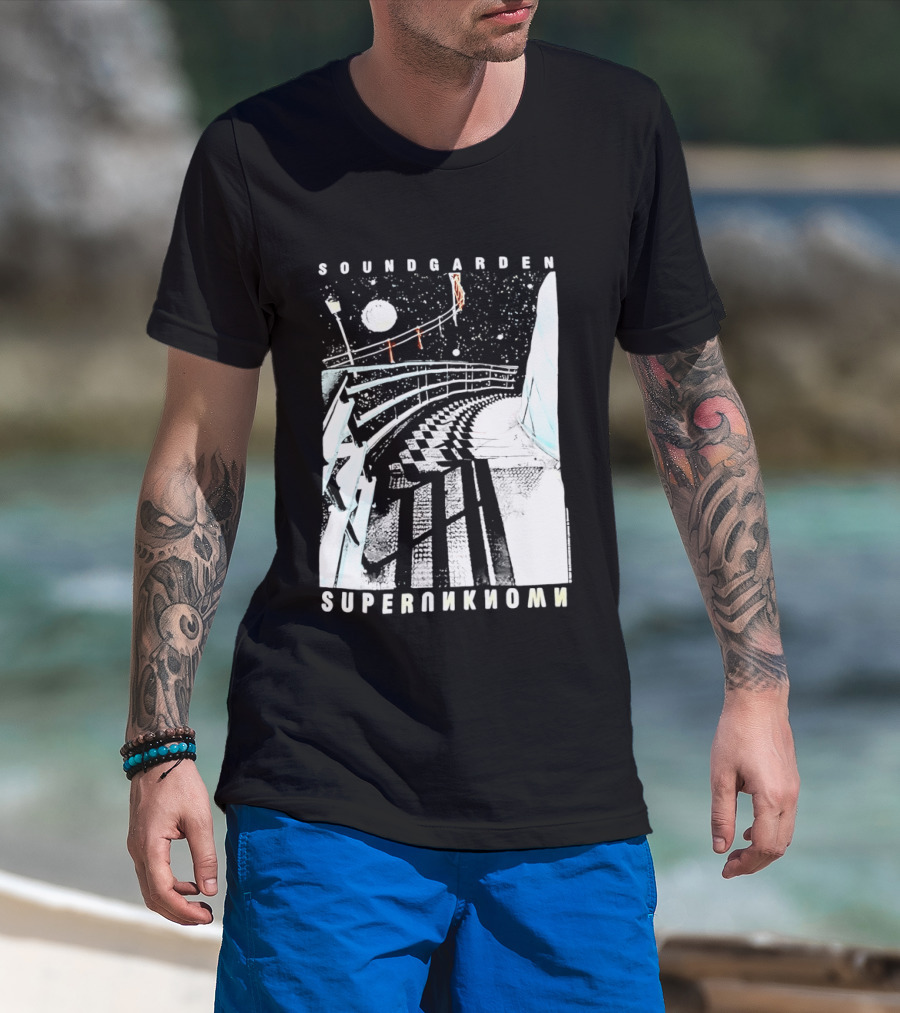 Soundgarden Superunknown Album Art Pathway Scene T-Shirt