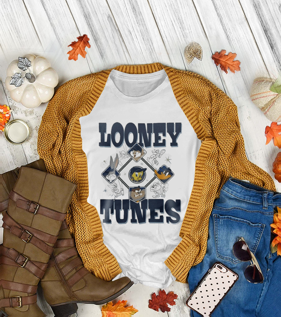 New York Yankees Looney Tunes Bugs Bunny 2026 Character Collaboration T-Shirt