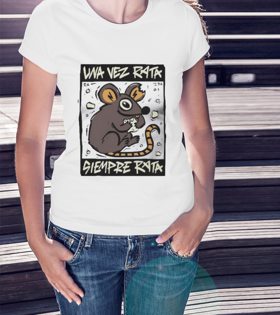 Una Vez Rata Siempre Rata Cartoon Rat Eating Cheese Spanish T-Shirt