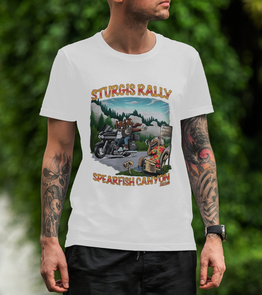 Sturgis Rally 2020 Squirrels Riding Motorcycle Spearfish Canyon T-Shirt