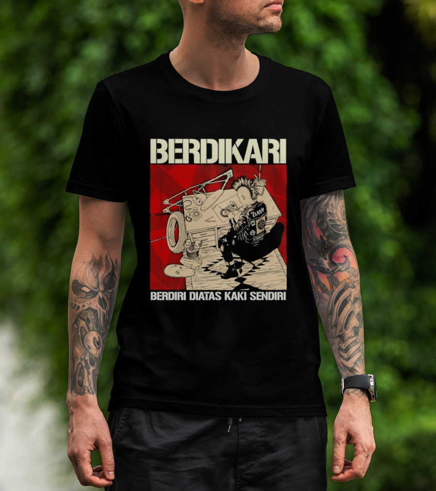 Berdikari Berdiri Diatas Kaki Sendiri Red Checkerboard Racing Motif T-Shirt