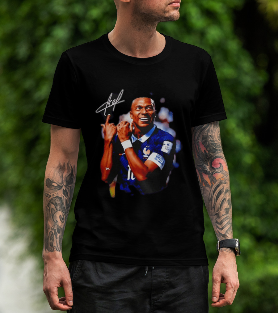 Kylian Mbappe 10 France National Football Team FIFA World Cup Celebration T-Shirt